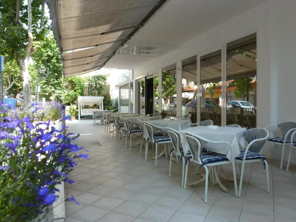 Hotel Gioiella Rimini Extérieur photo