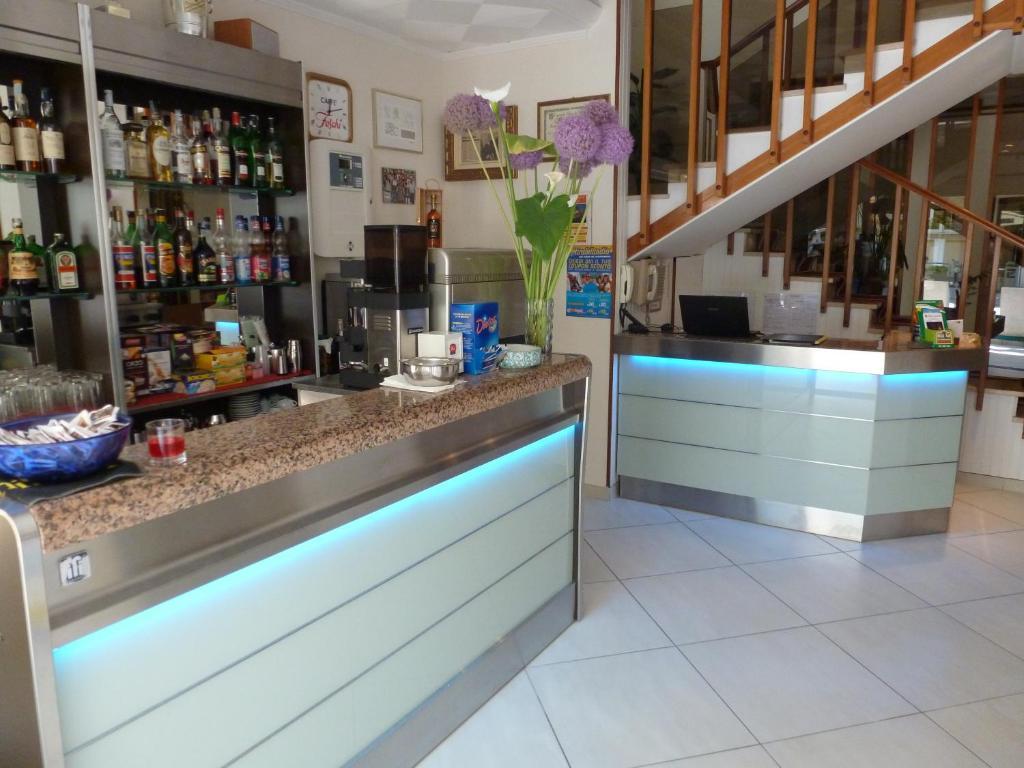 Hotel Gioiella Rimini Extérieur photo